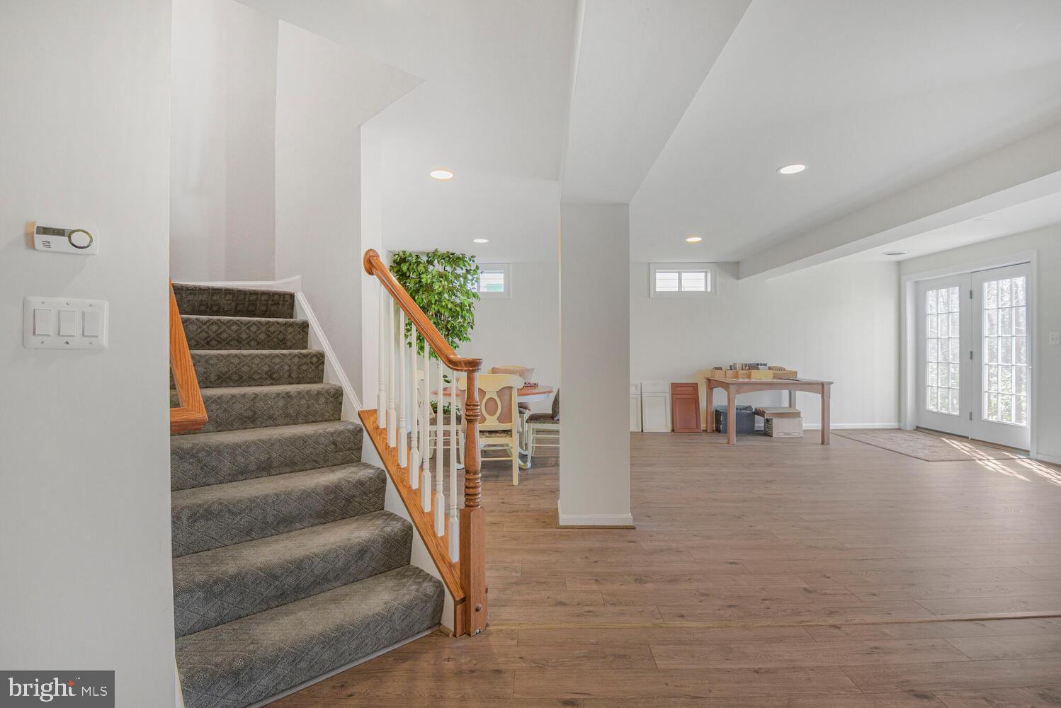 LAKELANDS - Residential