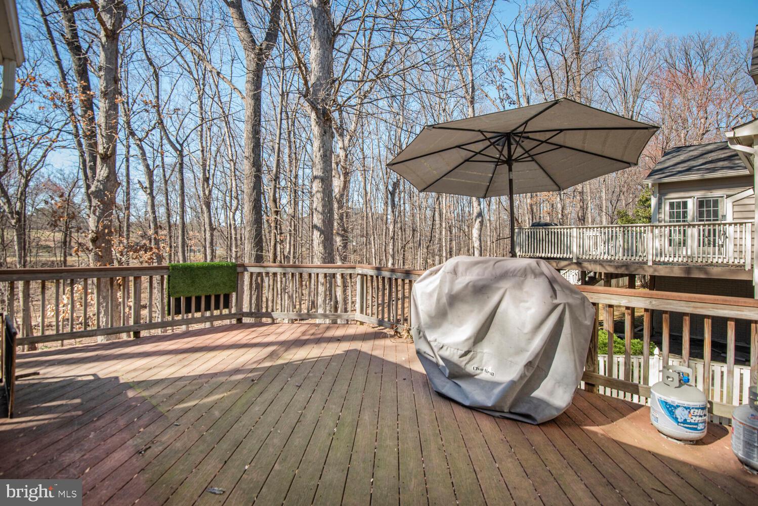 LAKELANDS - Residential