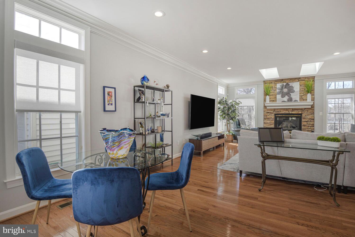 LAKELANDS - Residential