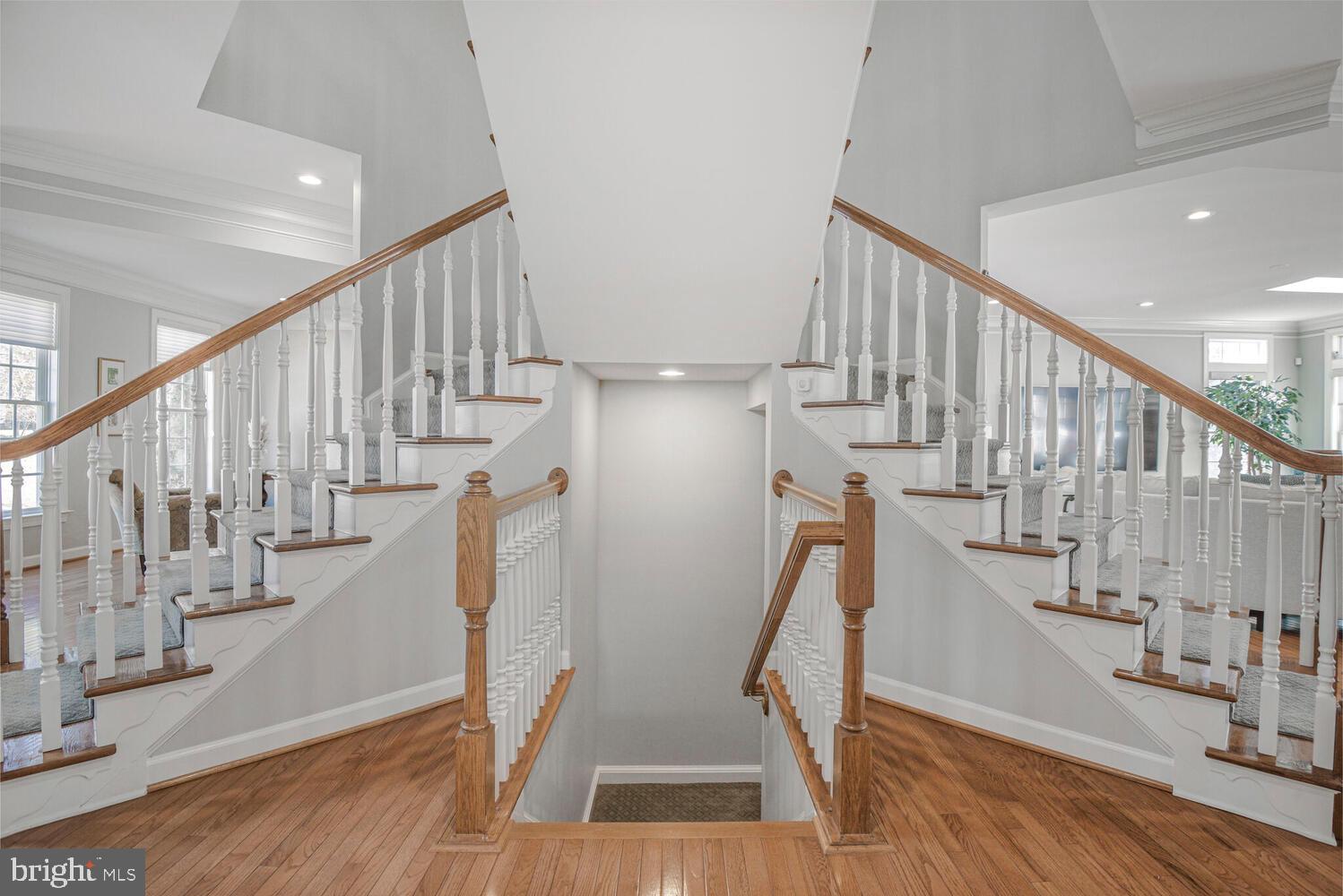 LAKELANDS - Residential