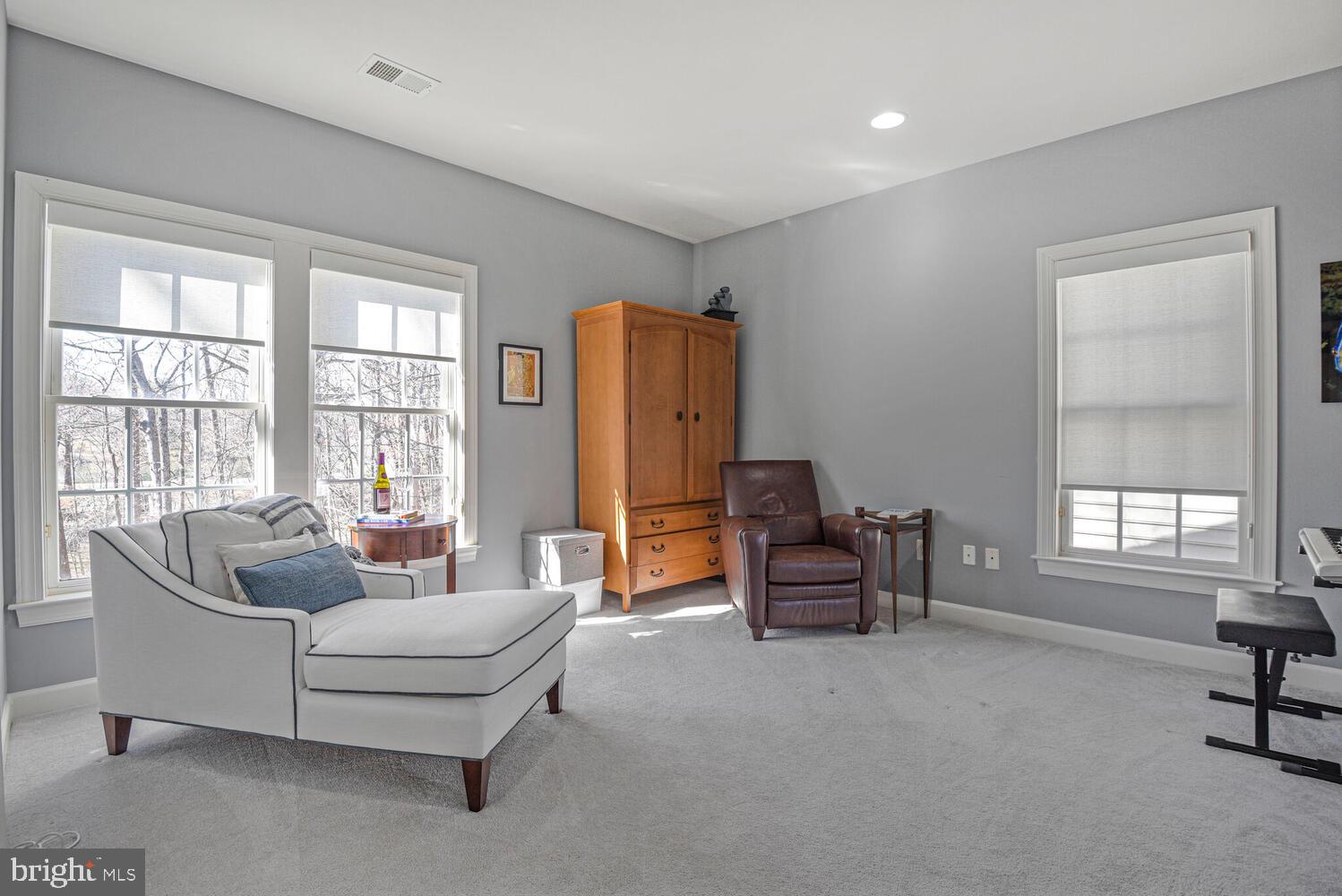 LAKELANDS - Residential