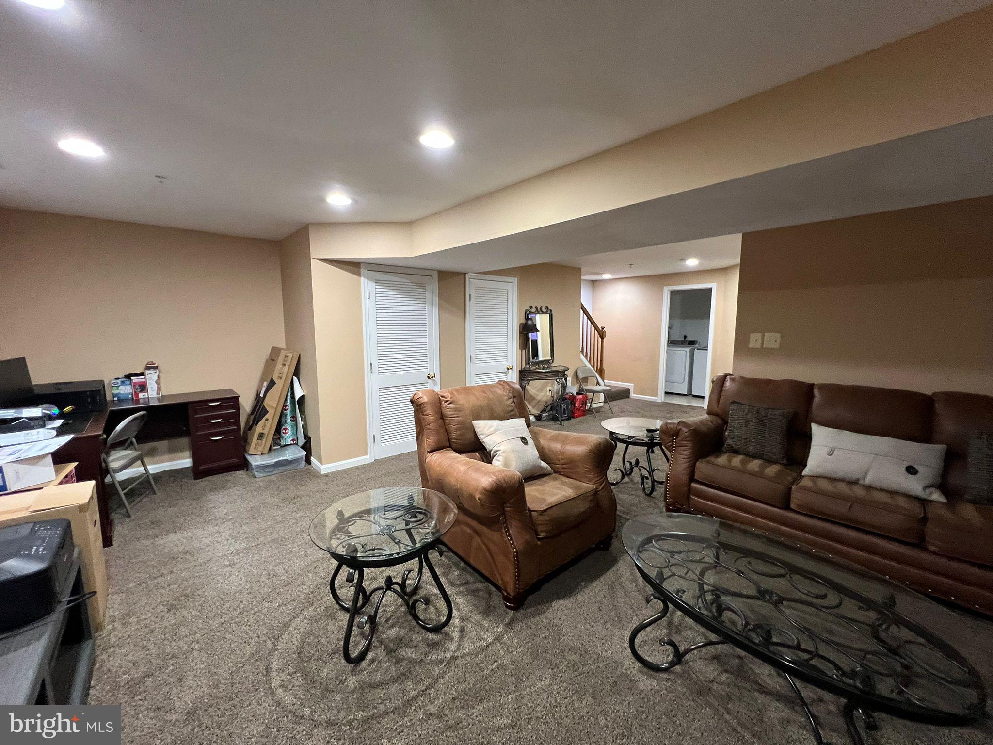 WILLOW BROOK - Residential