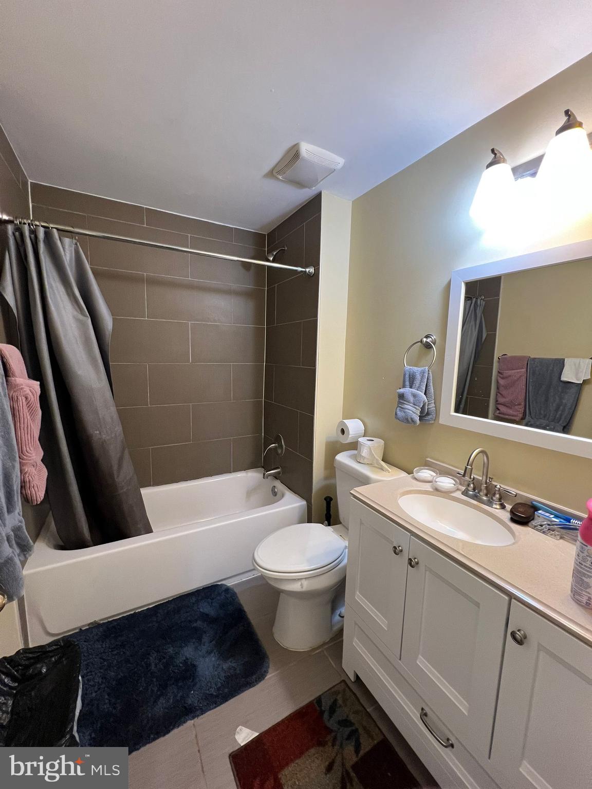 WILLOW BROOK - Residential