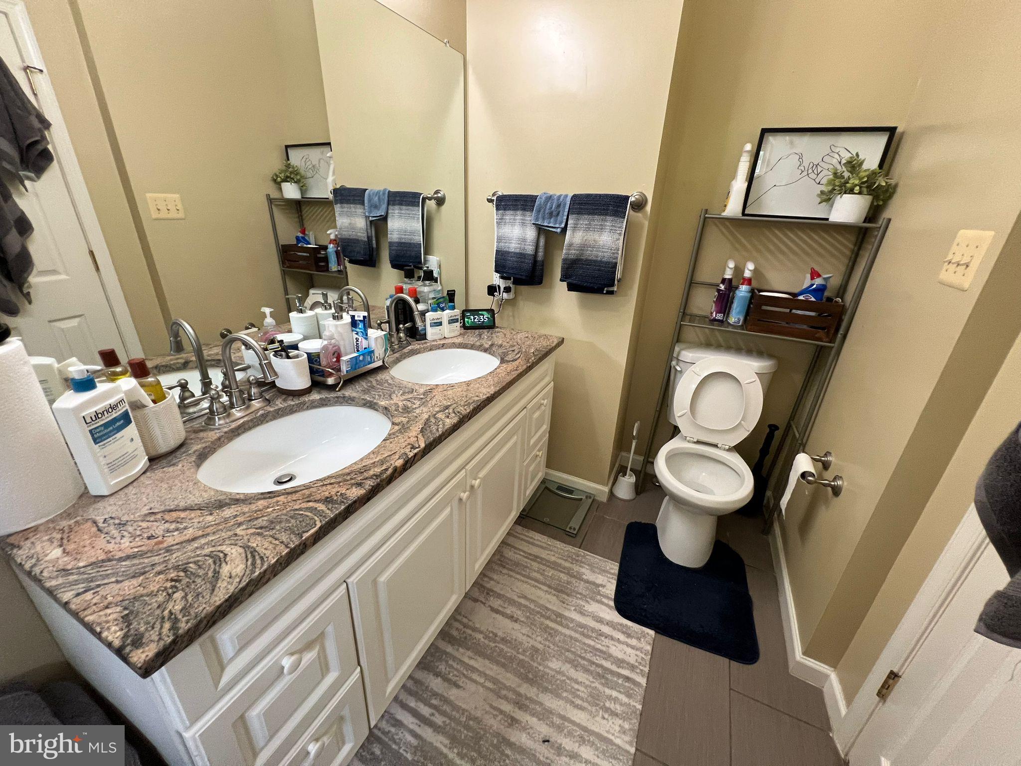 WILLOW BROOK - Residential