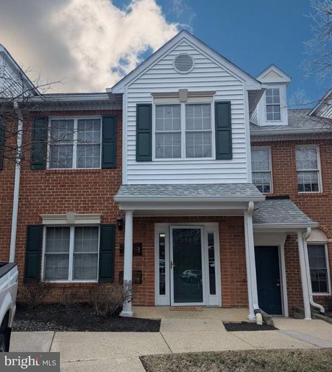 250 MERRIMAC COURT UPPER LEVEL UNIT PRINCE FREDERICK MD 20678