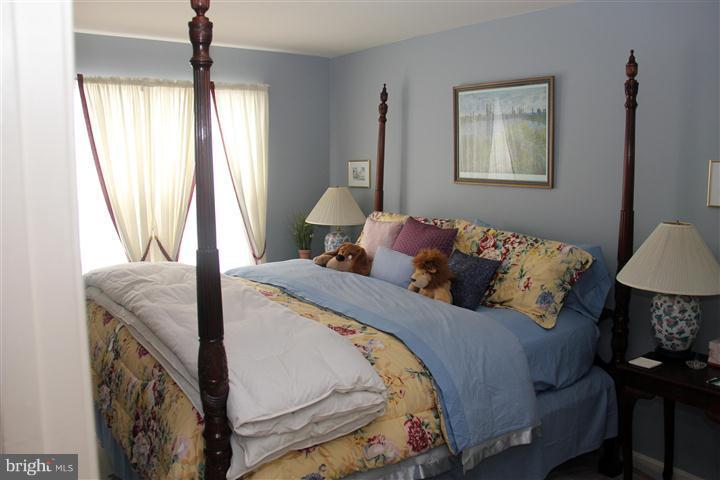 ST GEORGES HUNDRED - Residential