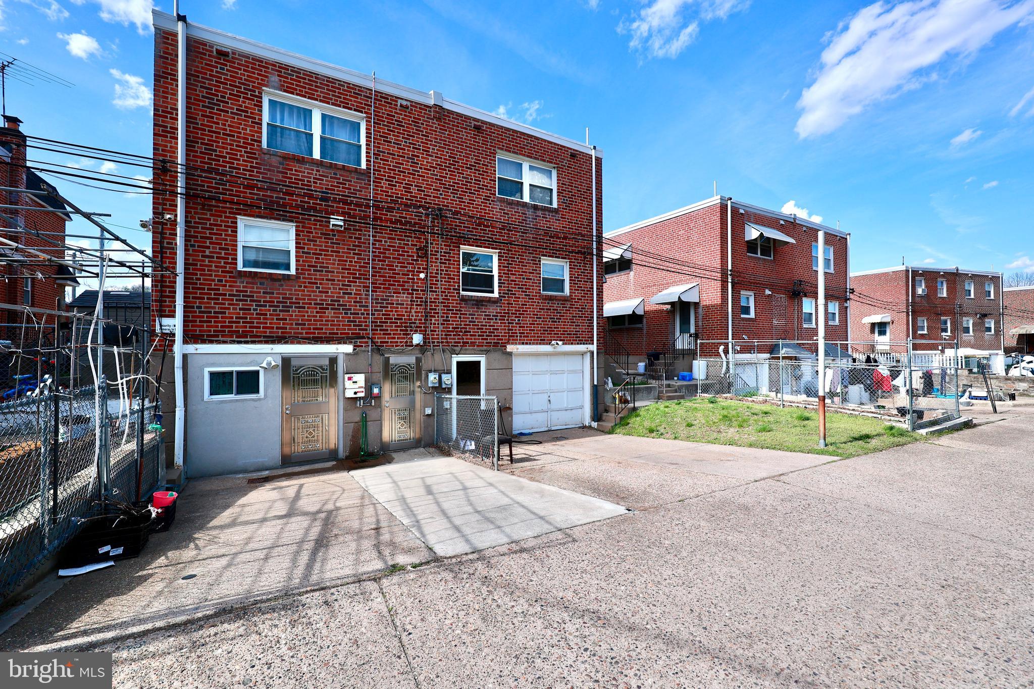 SANDYFORD PARK - Residential