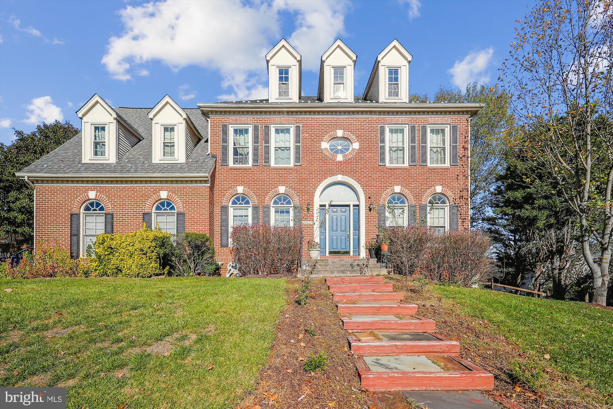 CASCADES - Residential Lease