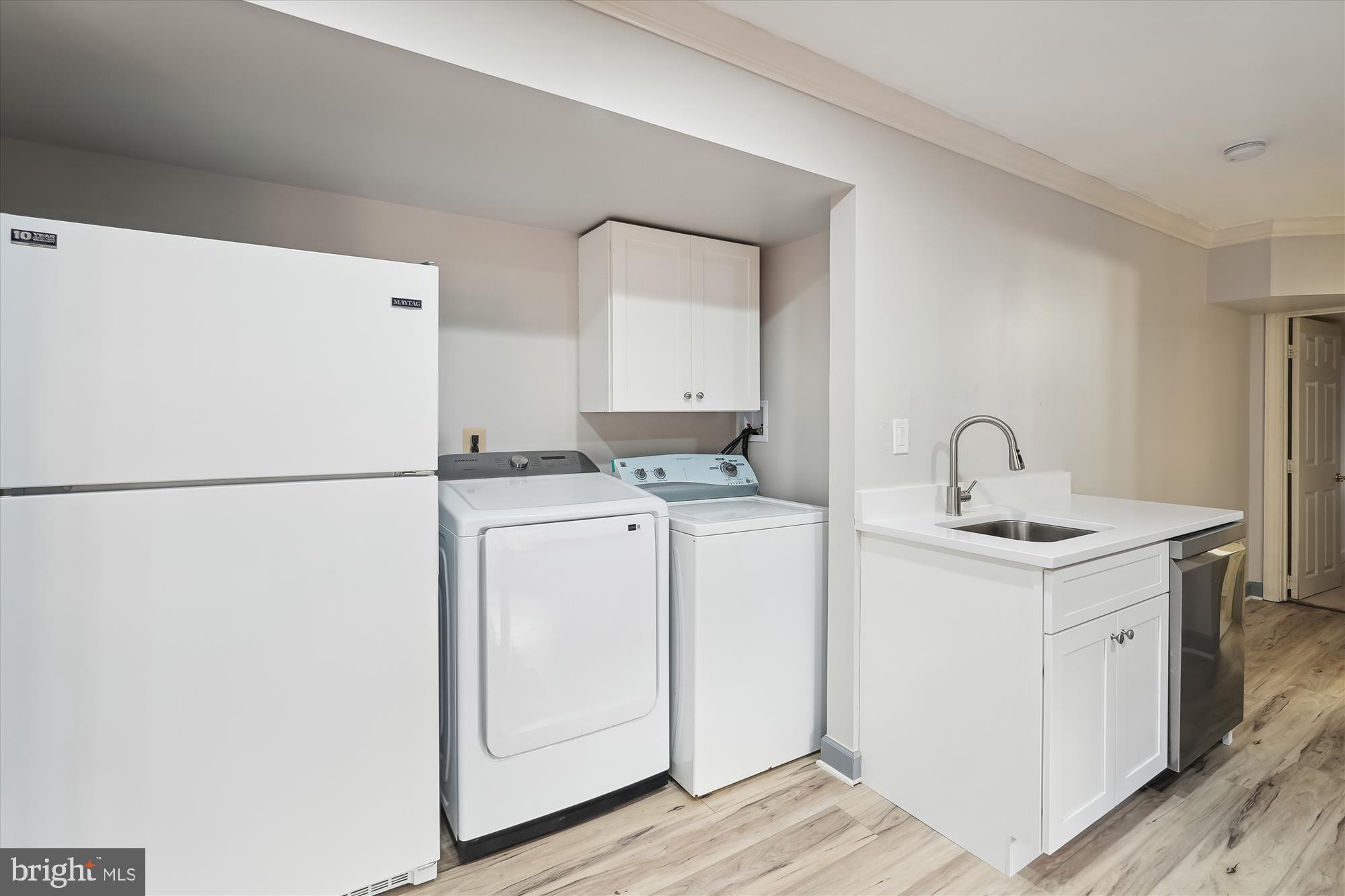 CASCADES - Residential Lease