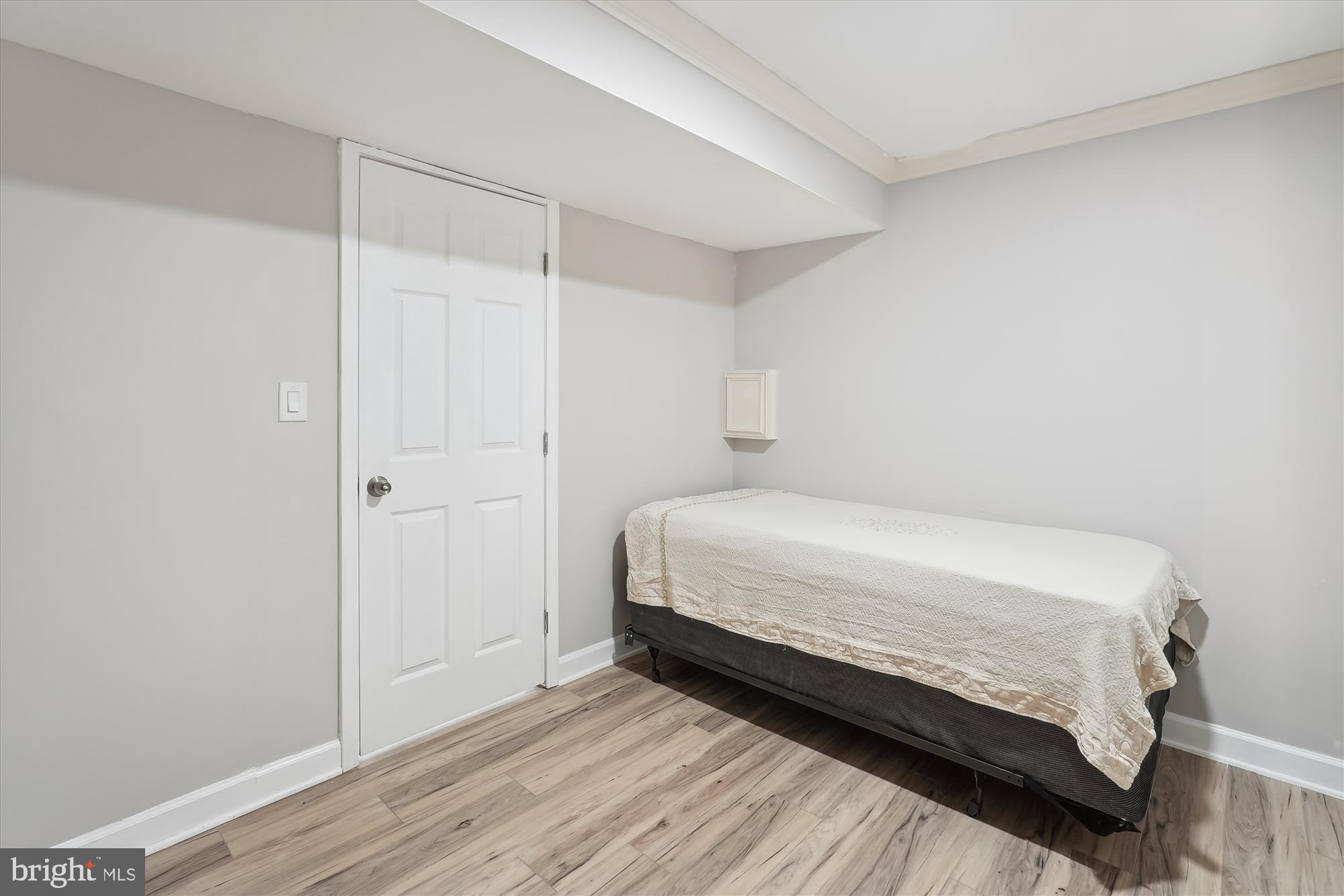 CASCADES - Residential Lease