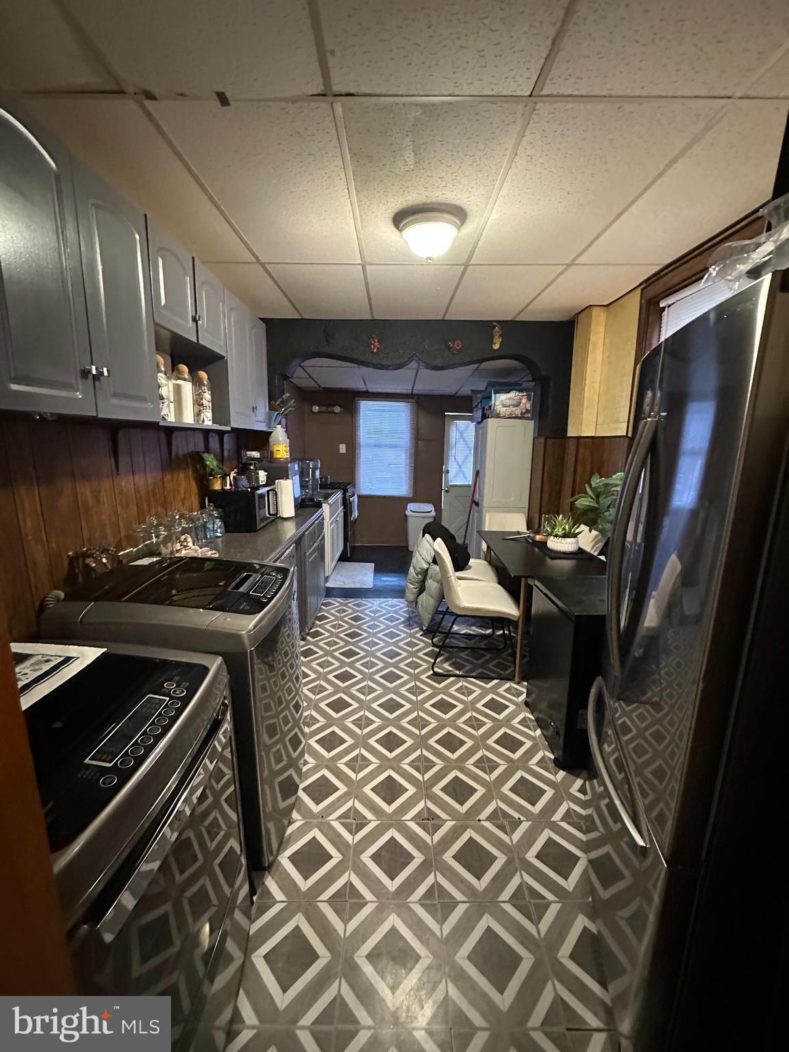 2914 ARAMINGO AVENUE