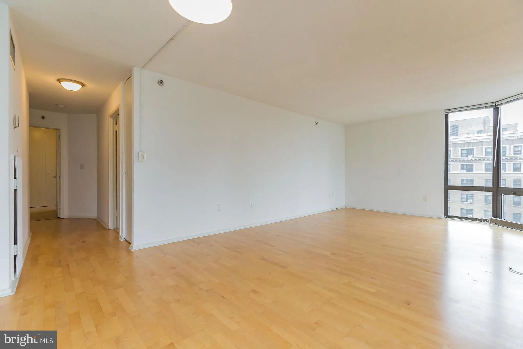 Philadelphia, Pennsylvania 19103, United States, 3 Bedrooms Bedrooms, ,3 BathroomsBathrooms,Residential,Active,181642