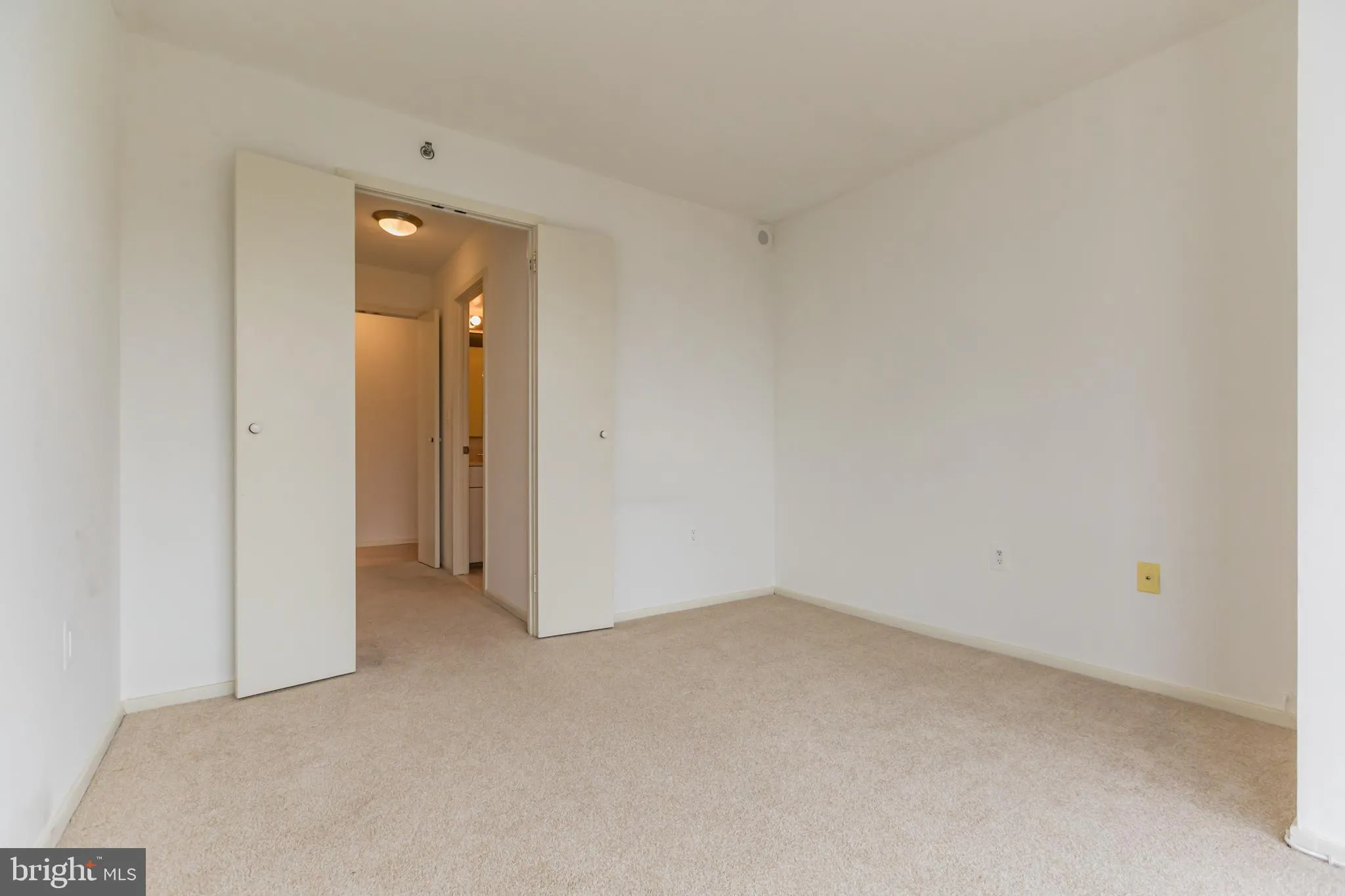 Philadelphia, Pennsylvania 19103, United States, 3 Bedrooms Bedrooms, ,3 BathroomsBathrooms,Residential,Active,181642