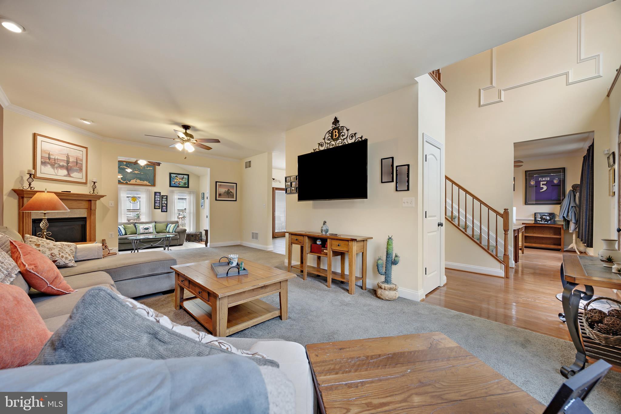 PASADENA MANOR - Residential