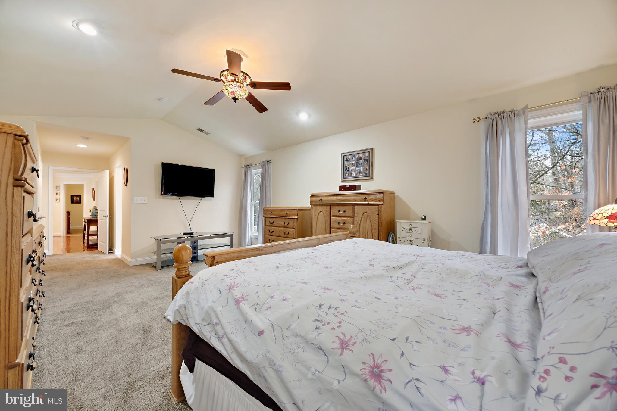 PASADENA MANOR - Residential