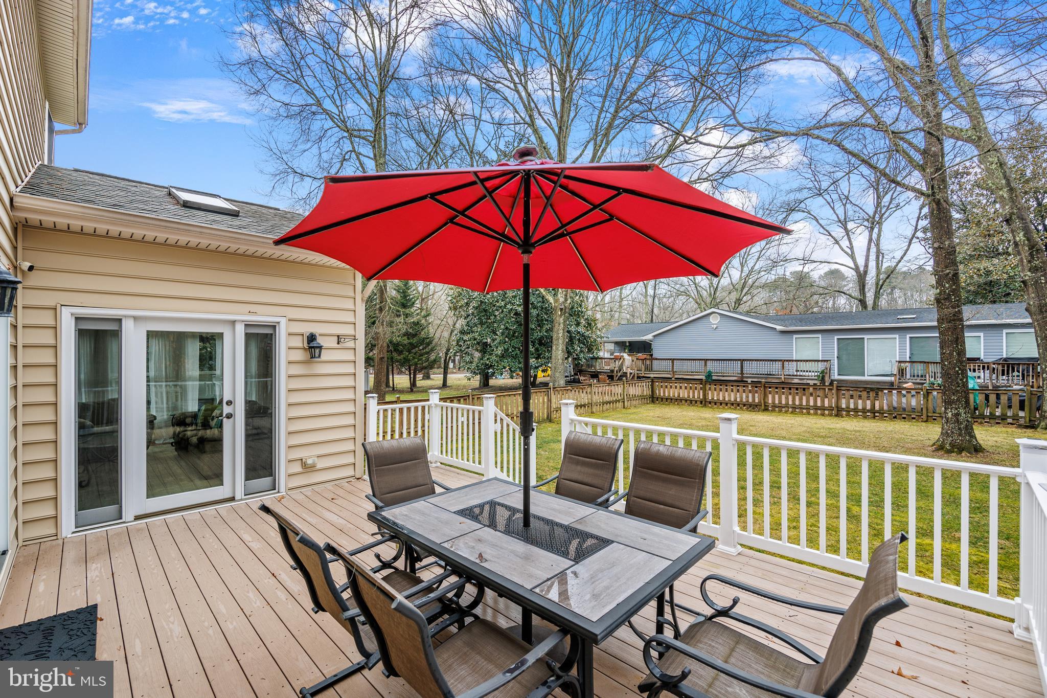 PASADENA MANOR - Residential