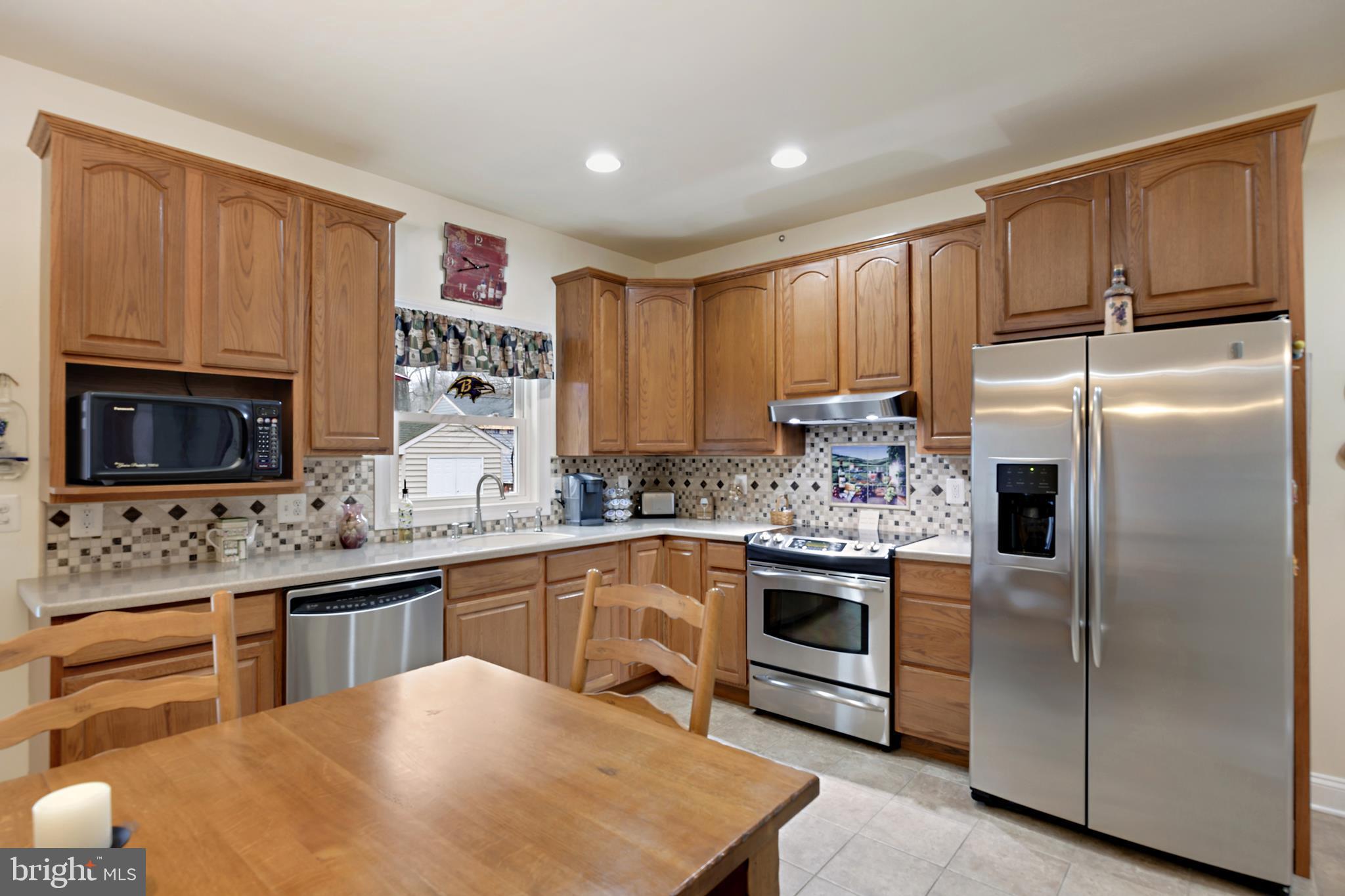 PASADENA MANOR - Residential