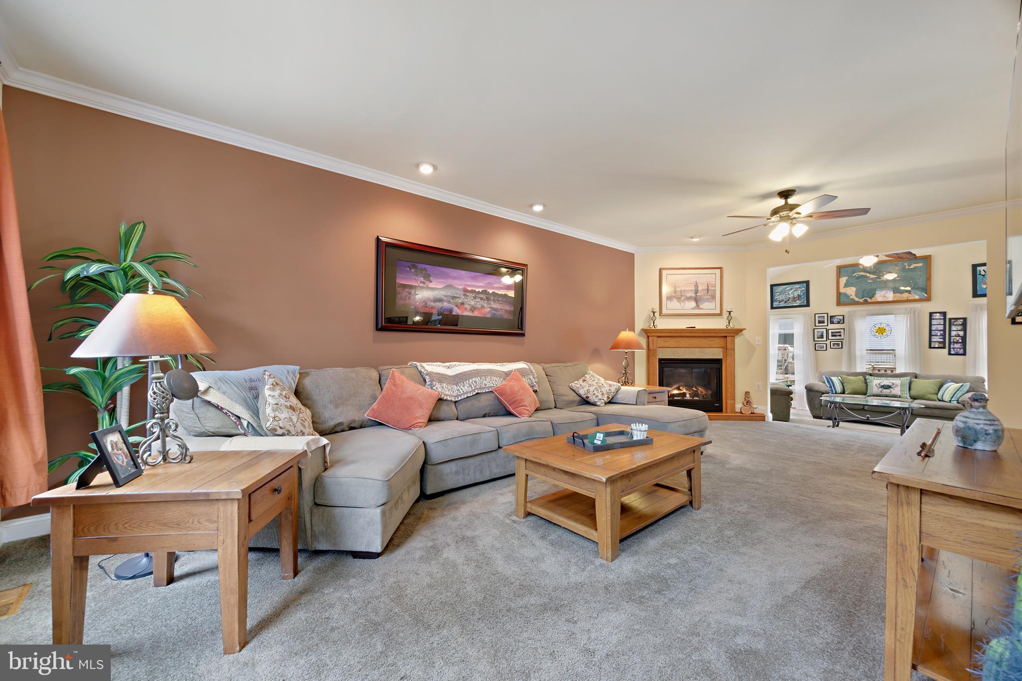 PASADENA MANOR - Residential