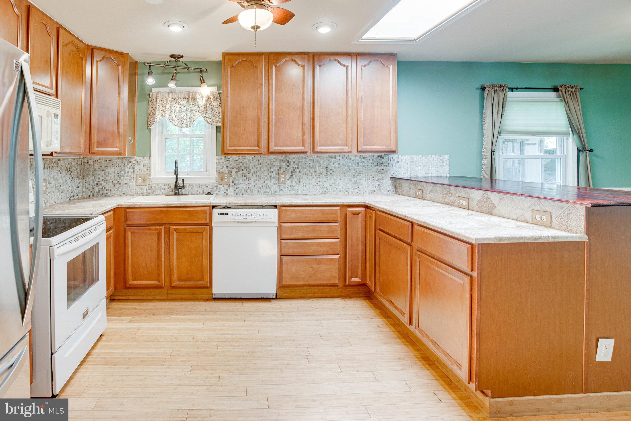 MEADOWLARK - Residential Lease