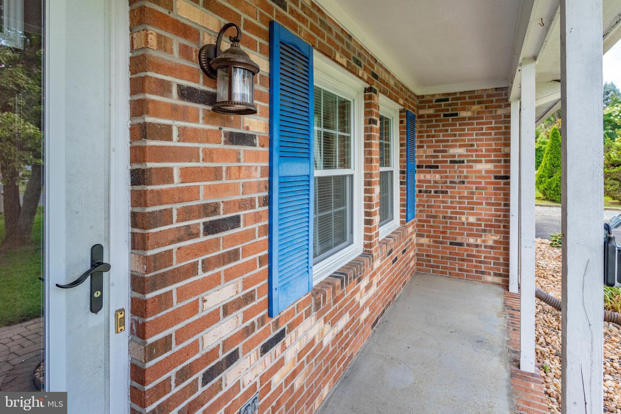 MEADOWLARK - Residential Lease