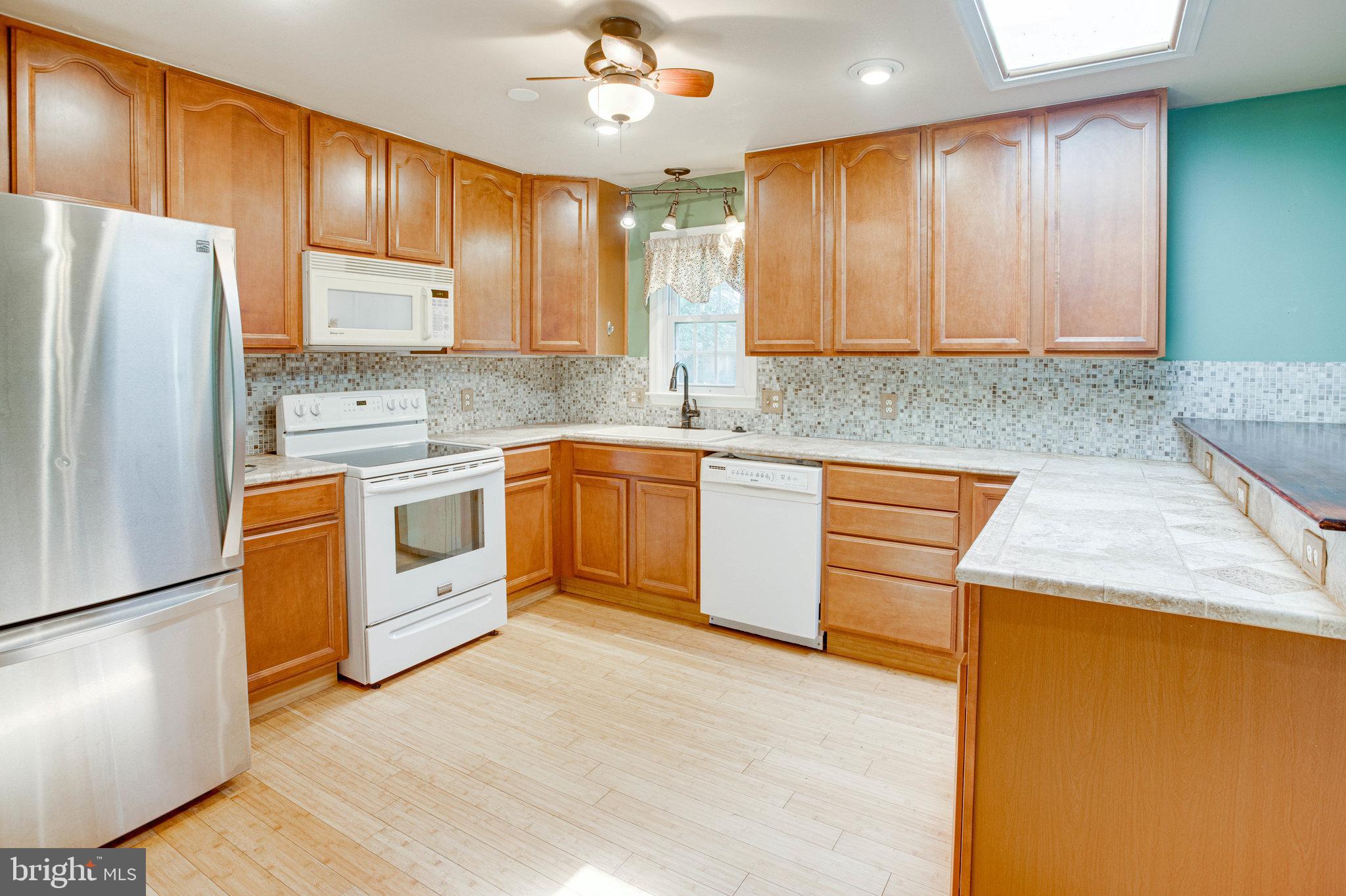 MEADOWLARK - Residential Lease