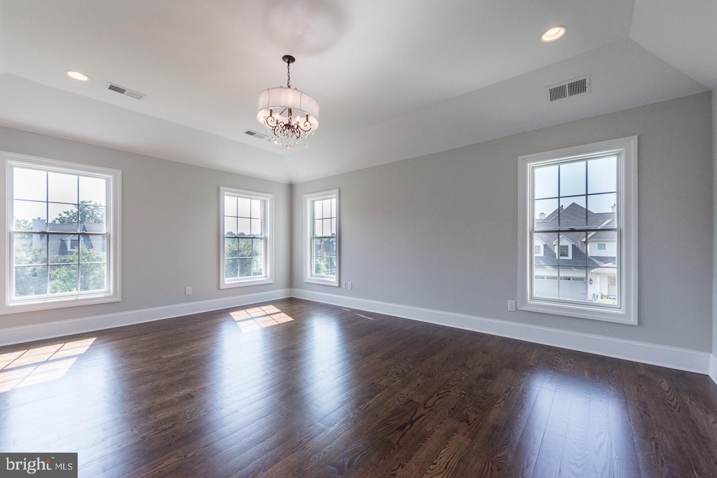 PARKER PRESERVE - Residential