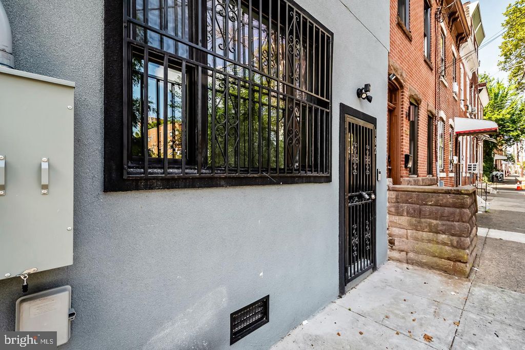 Photo of 182 E Huntingdon Street, PHILADELPHIA, PA 19125 (MLS # PAPH2518980)