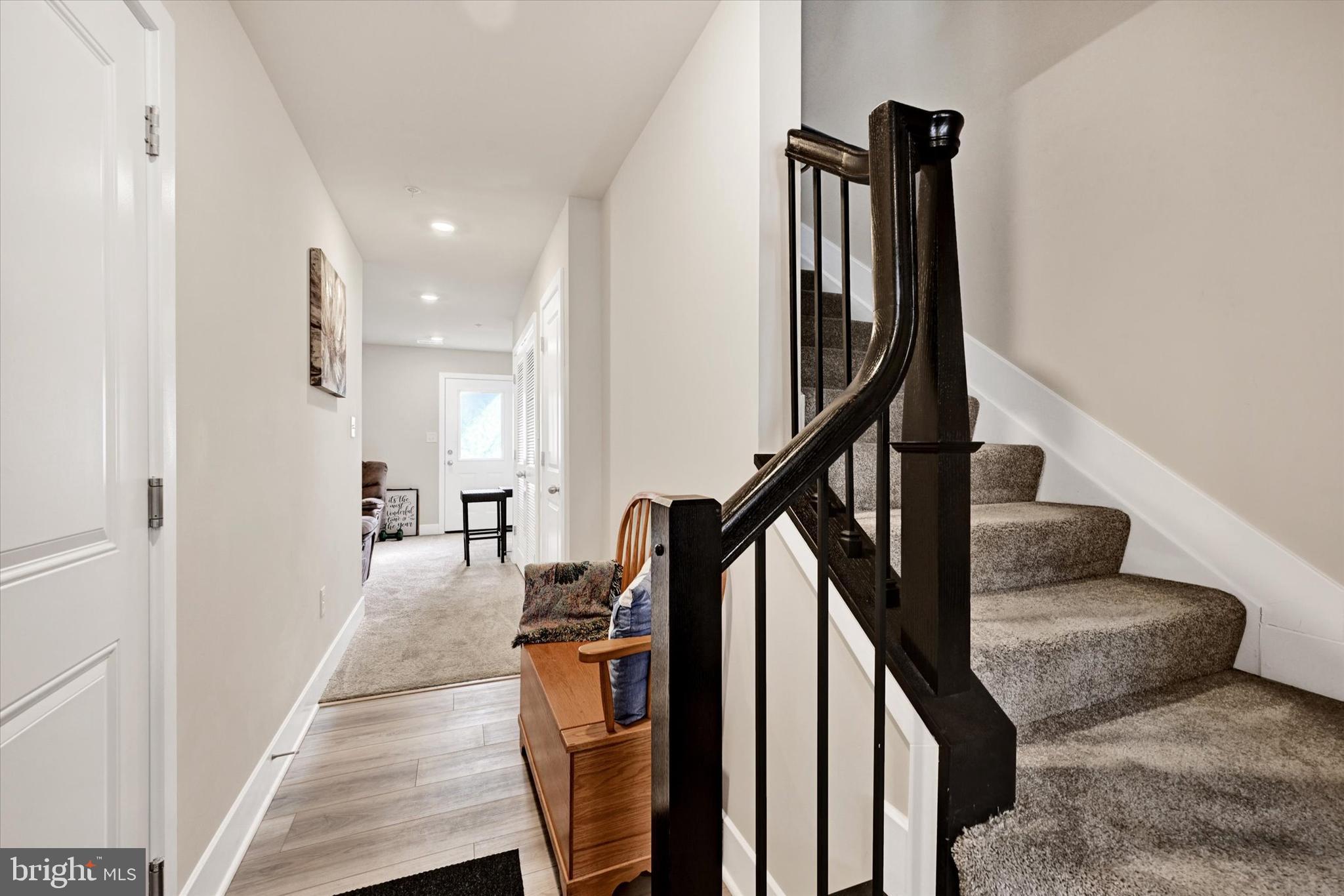 WATER'S LANDING - Residential