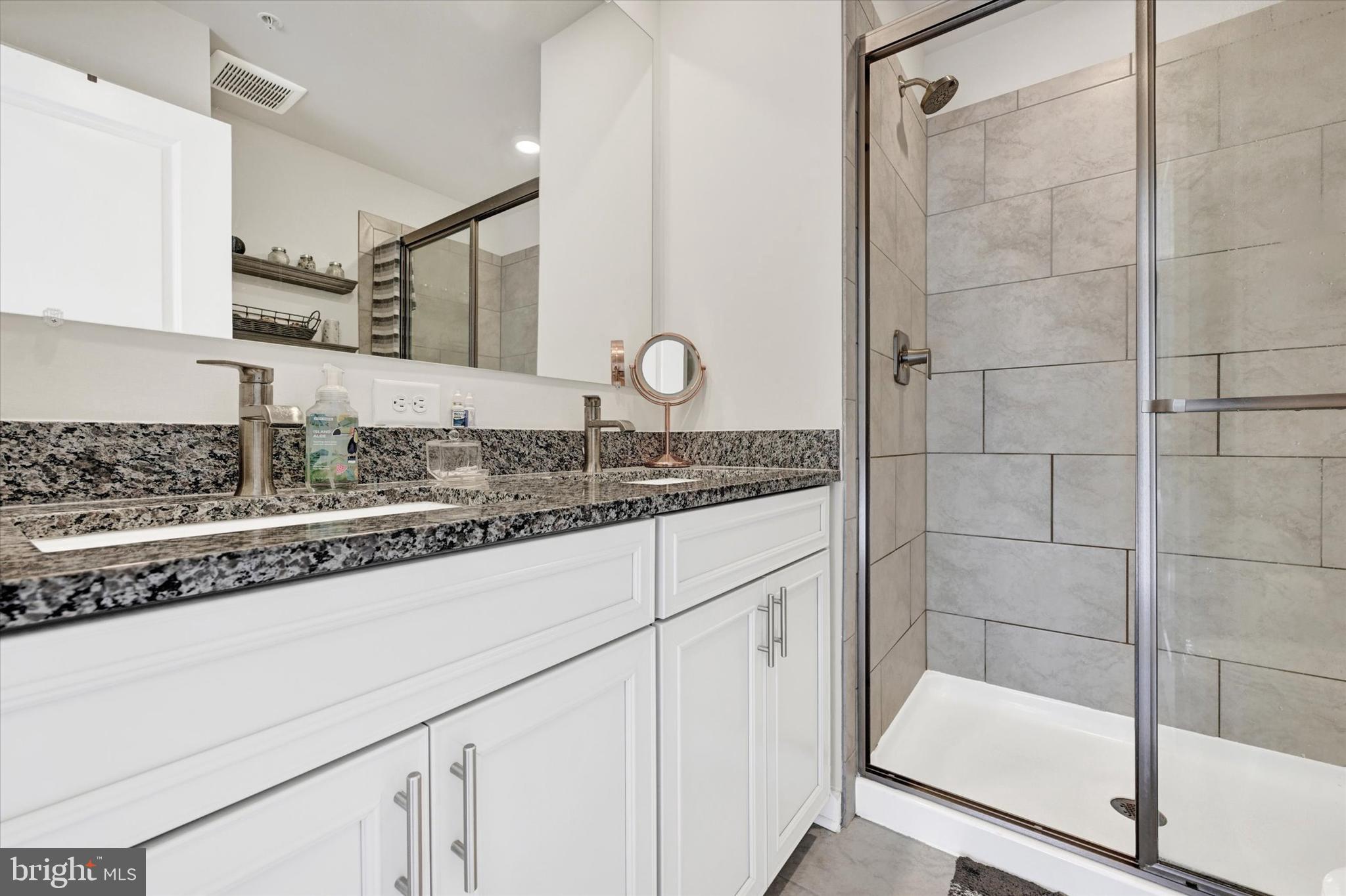 WATER'S LANDING - Residential