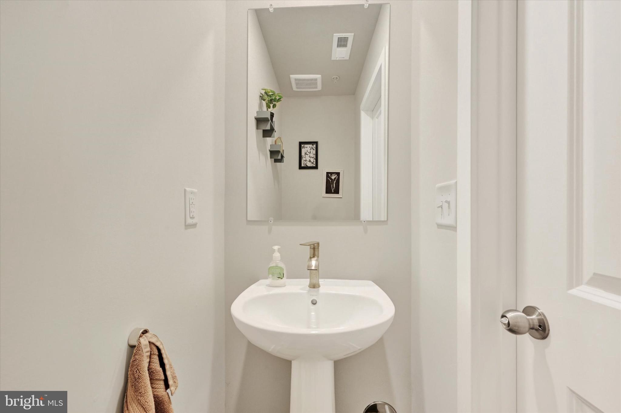 WATER'S LANDING - Residential