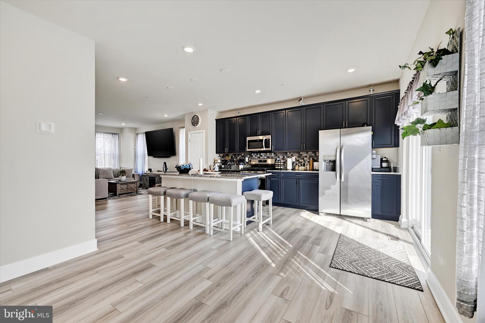 WATER'S LANDING - Residential