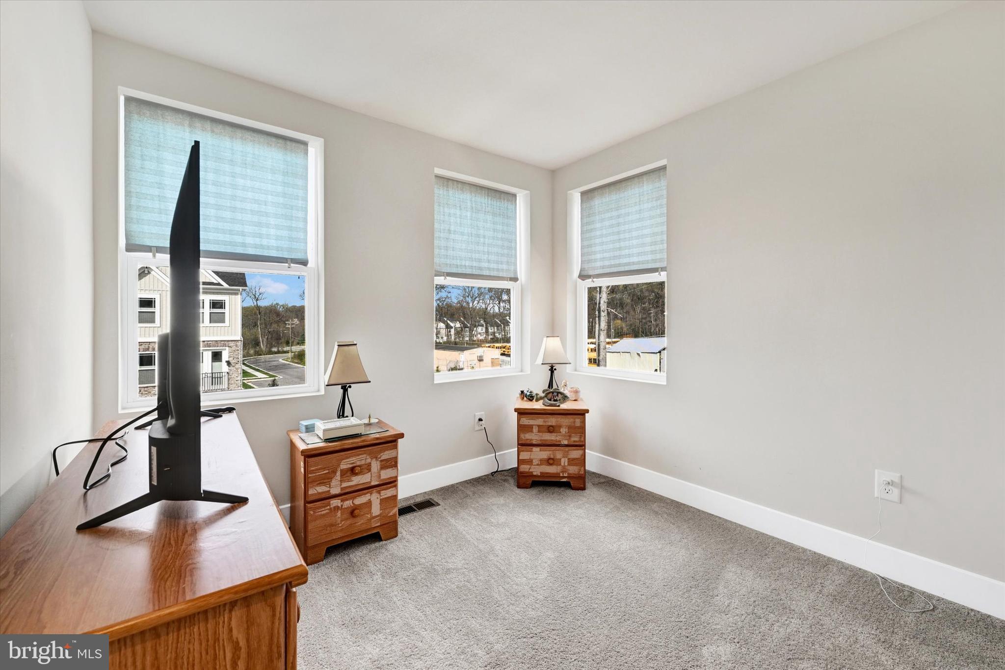 WATER'S LANDING - Residential