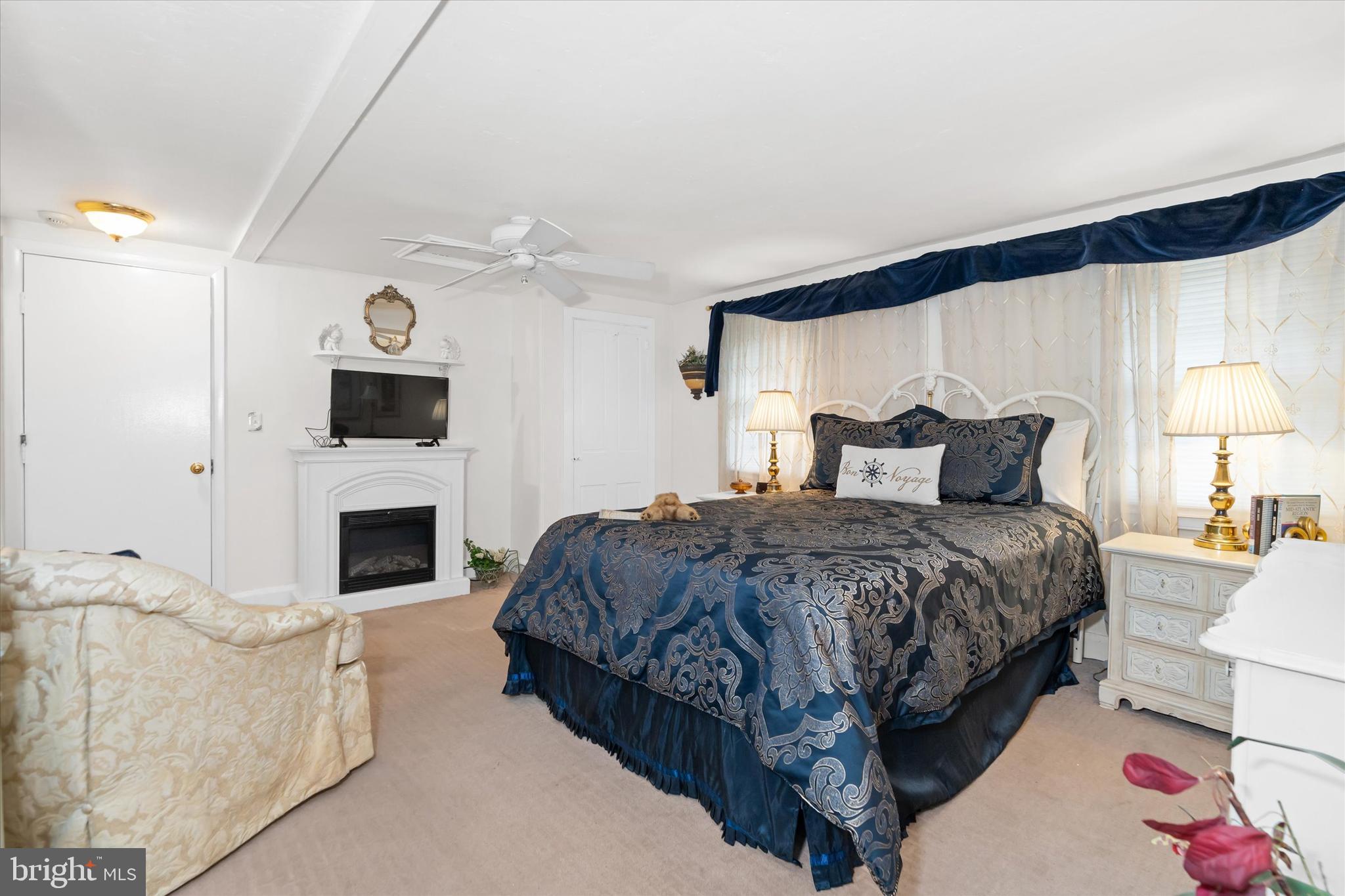 CHESAPEAKE CITY - Residential