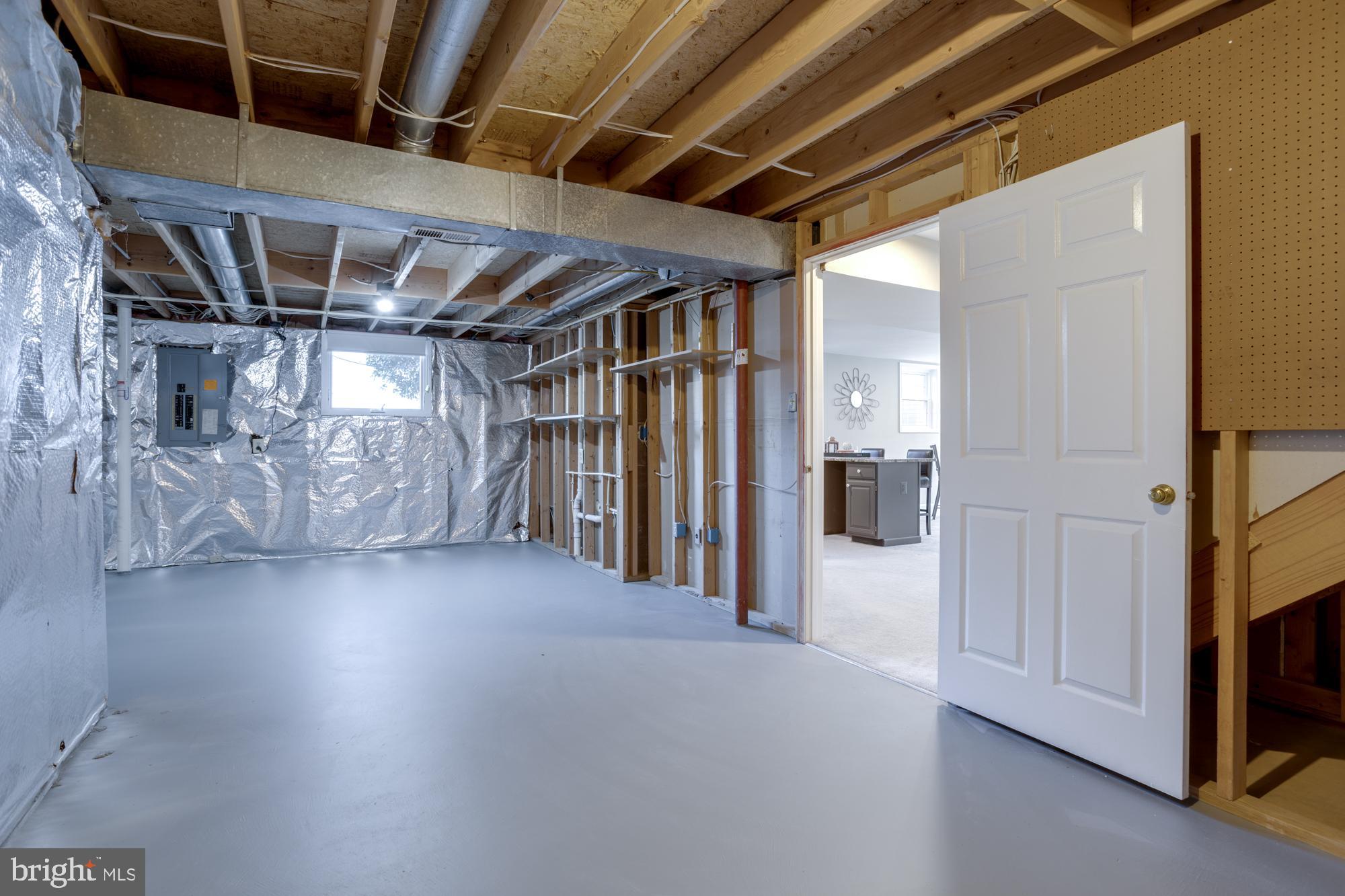 LONGWOOD GROVE - Residential