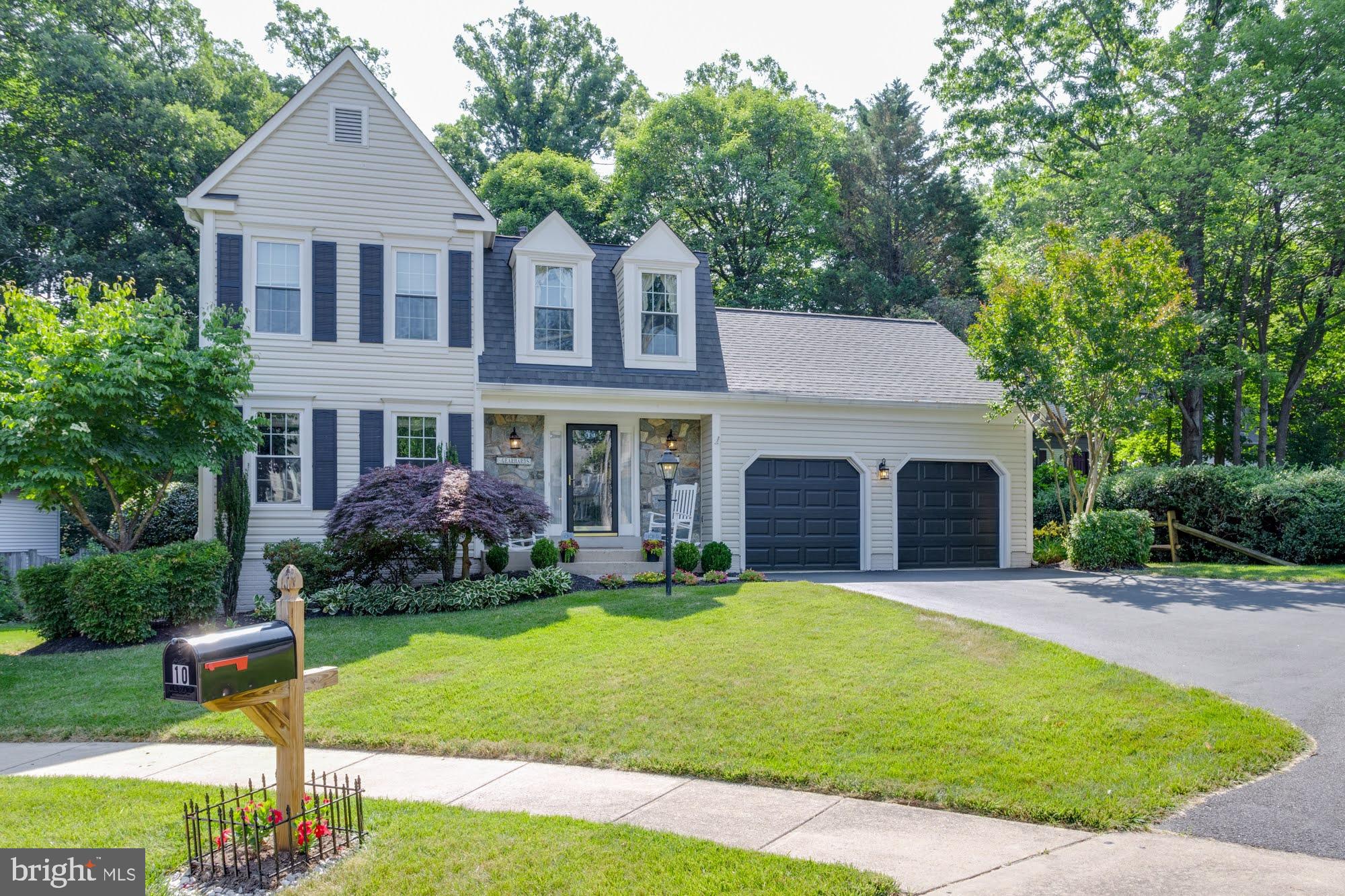 LONGWOOD GROVE - Residential