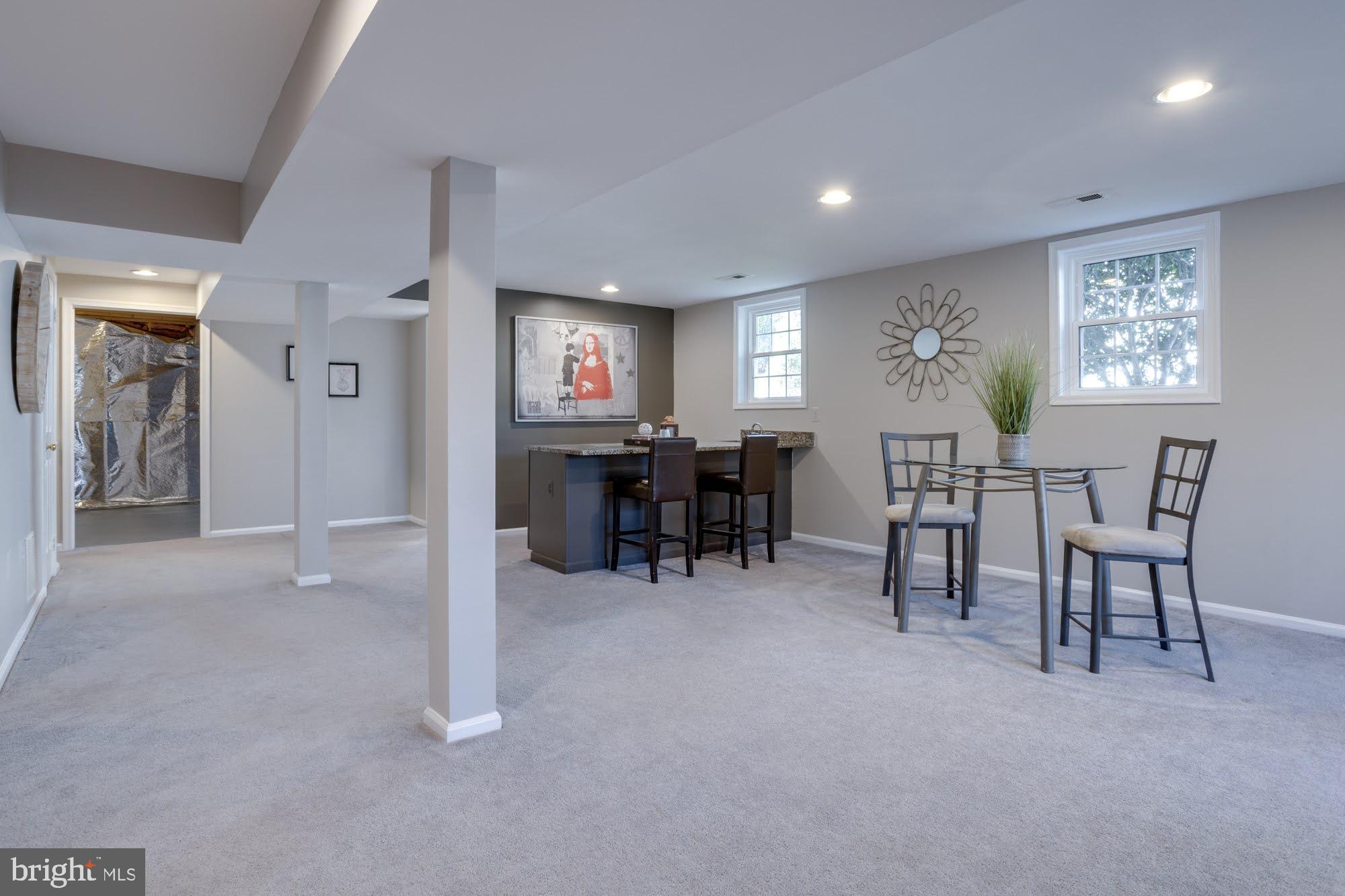 LONGWOOD GROVE - Residential