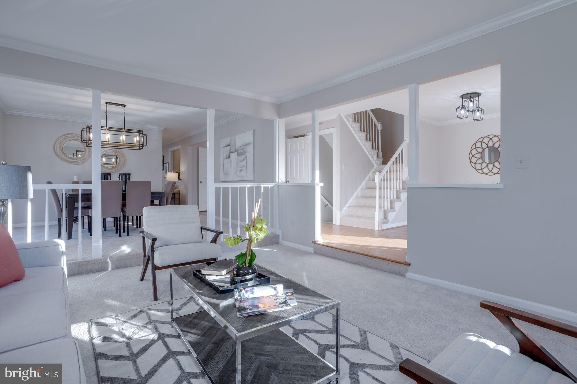 LONGWOOD GROVE - Residential