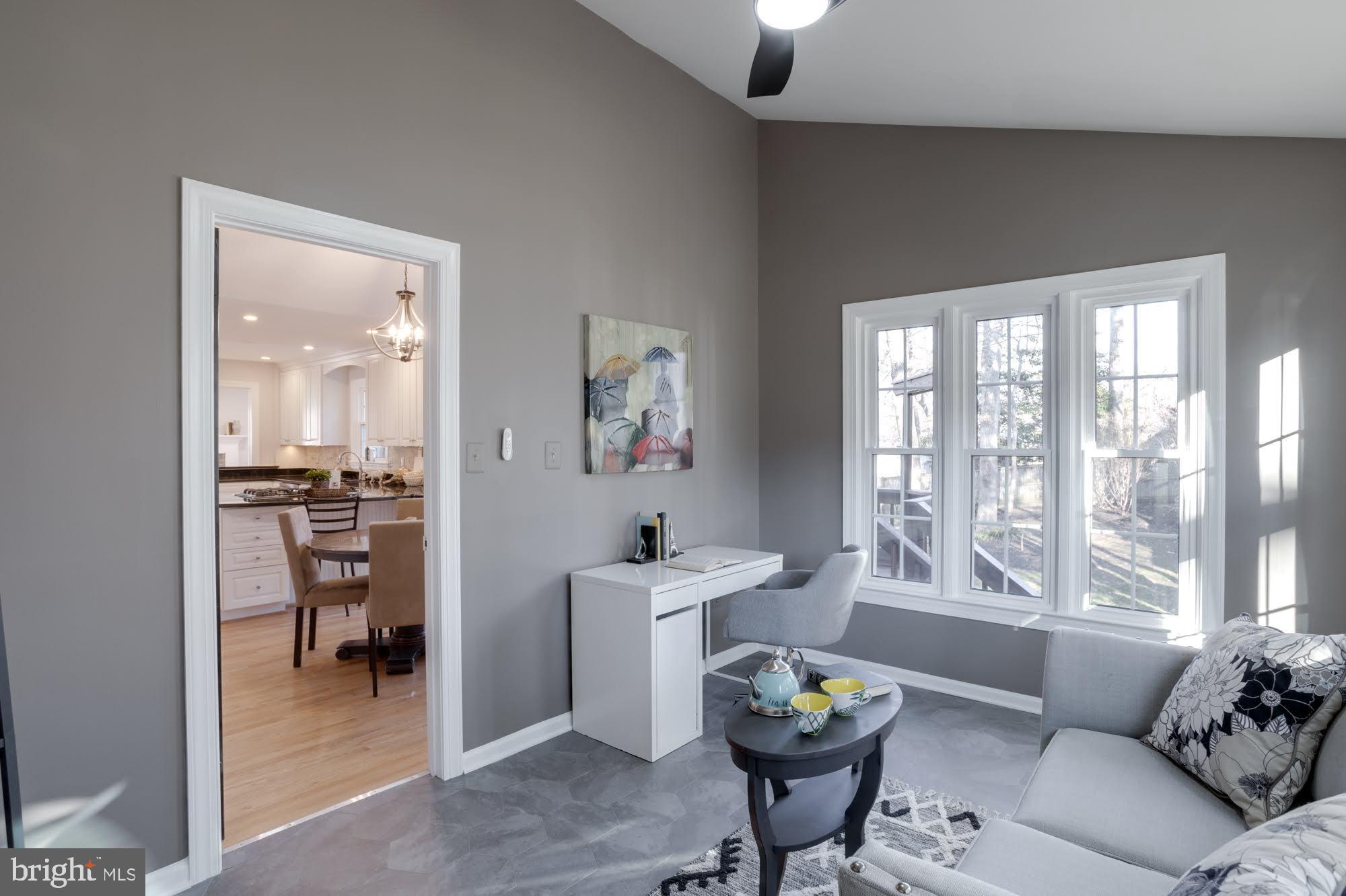 LONGWOOD GROVE - Residential