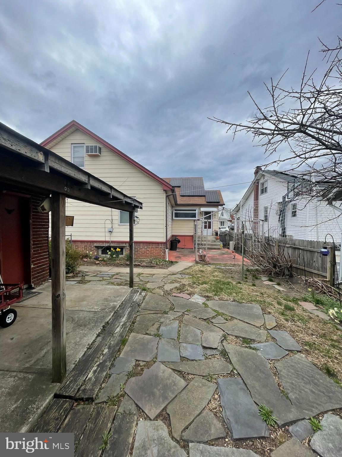 FOX CHASE - Residential Income