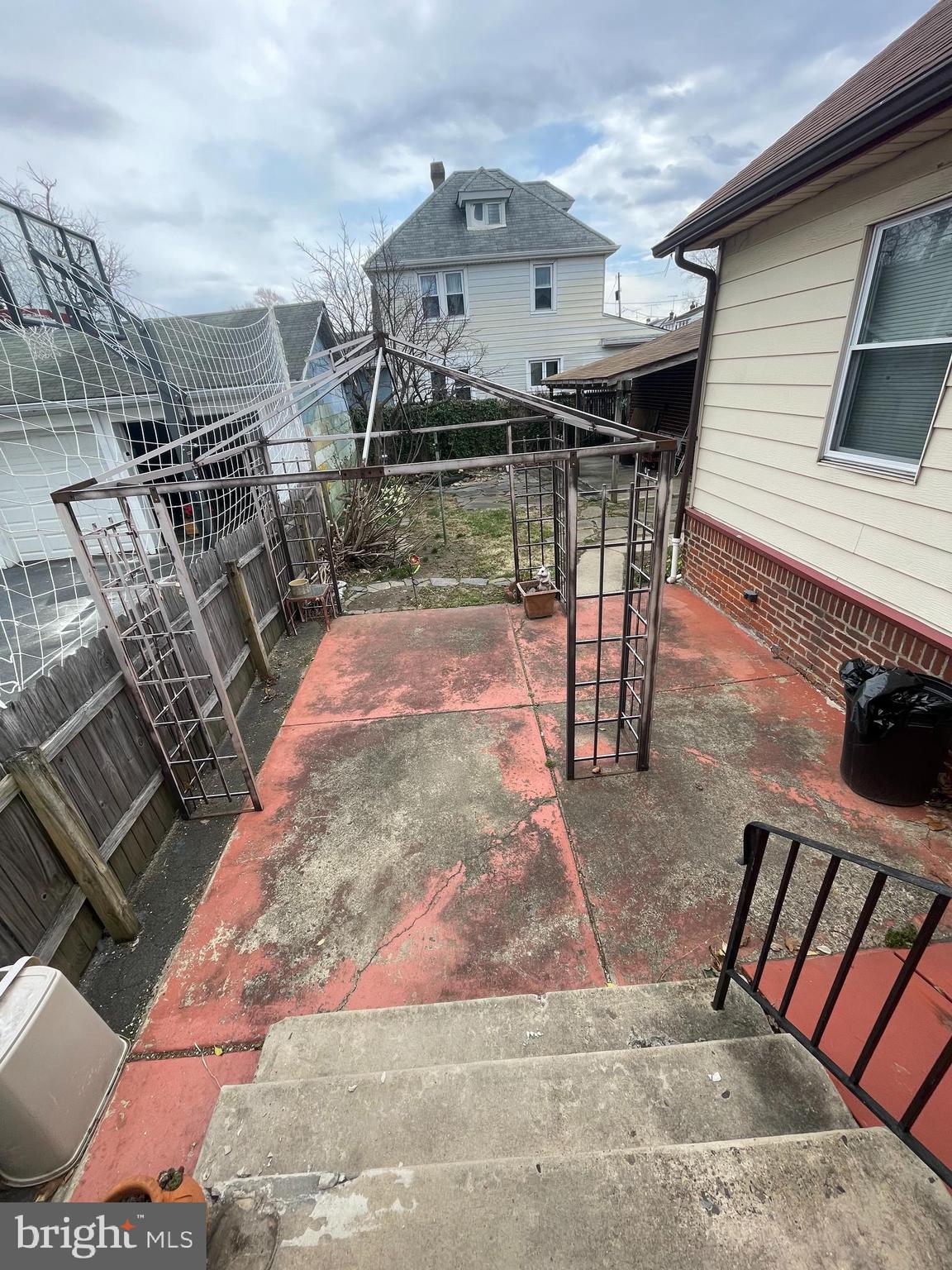 FOX CHASE - Residential Income