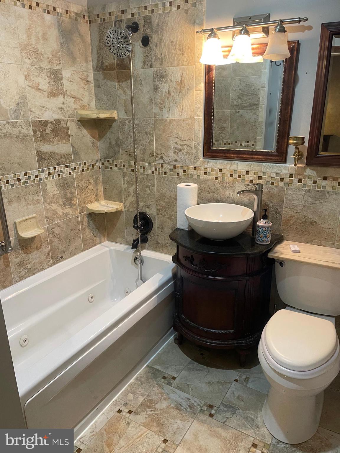 FOX CHASE - Residential Income