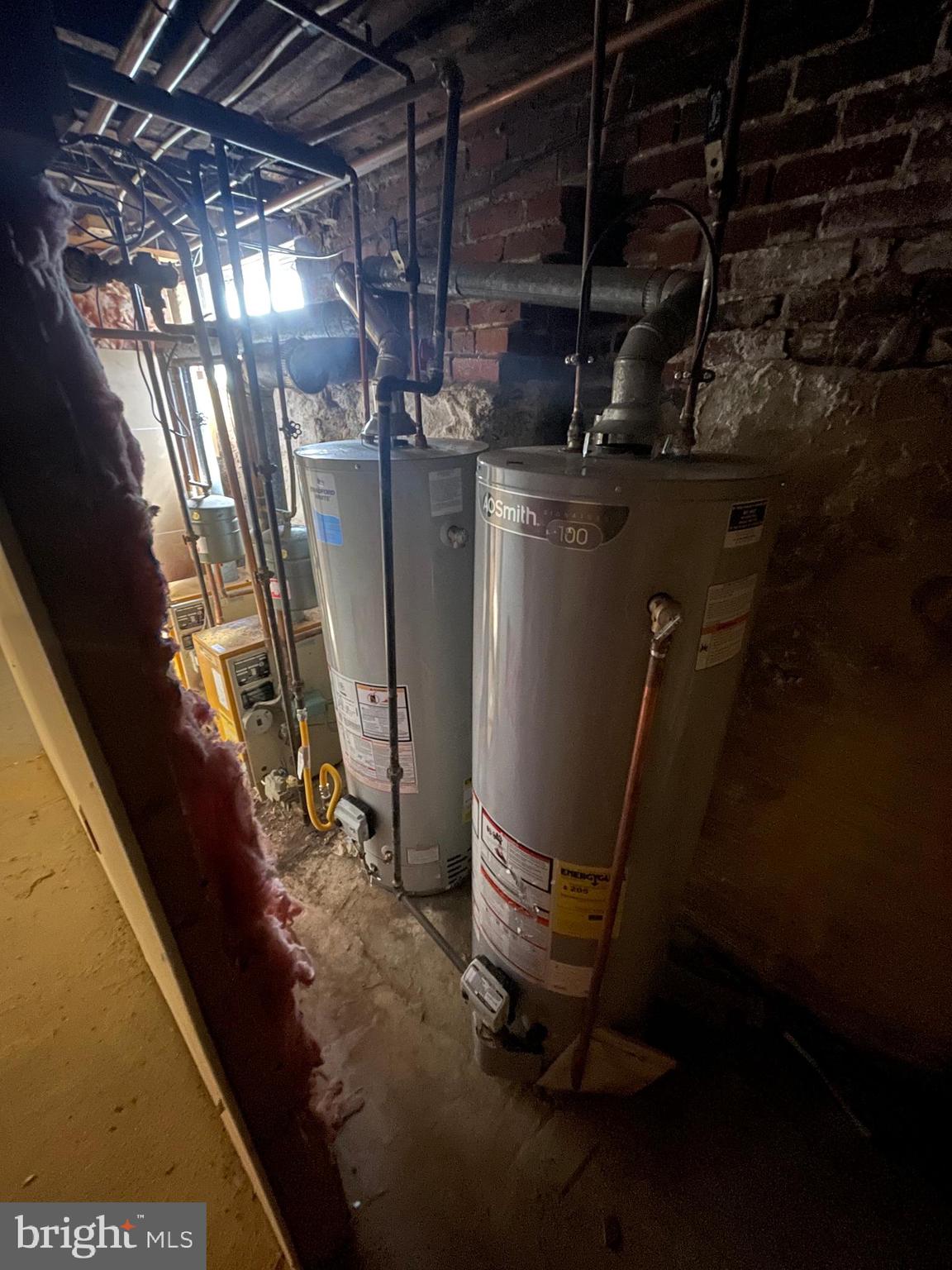 FOX CHASE - Residential Income