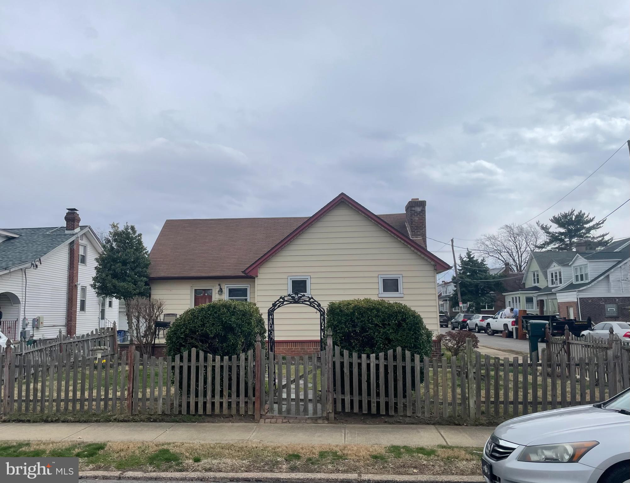 FOX CHASE - Residential Income