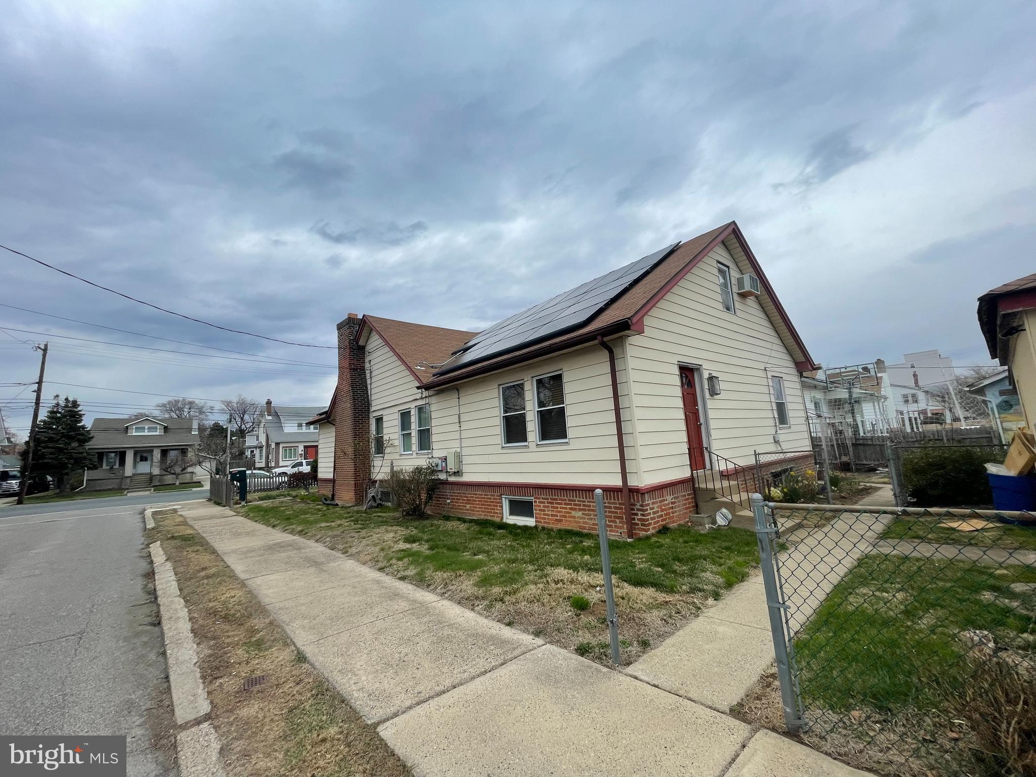 FOX CHASE - Residential Income