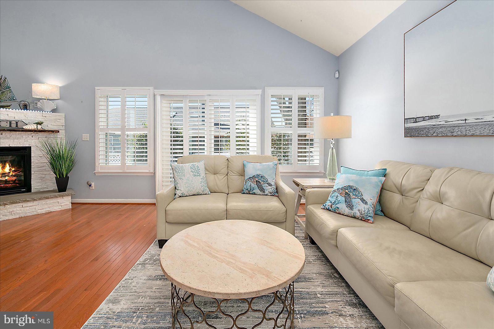 13905 LIGHTHOUSE AVENUE