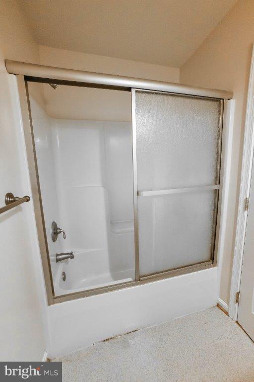 RUE WOODS SUBDIVISION - Residential Lease