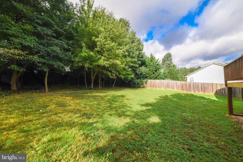 RUE WOODS SUBDIVISION - Residential Lease