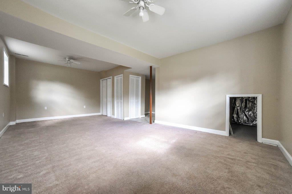 RUE WOODS SUBDIVISION - Residential Lease