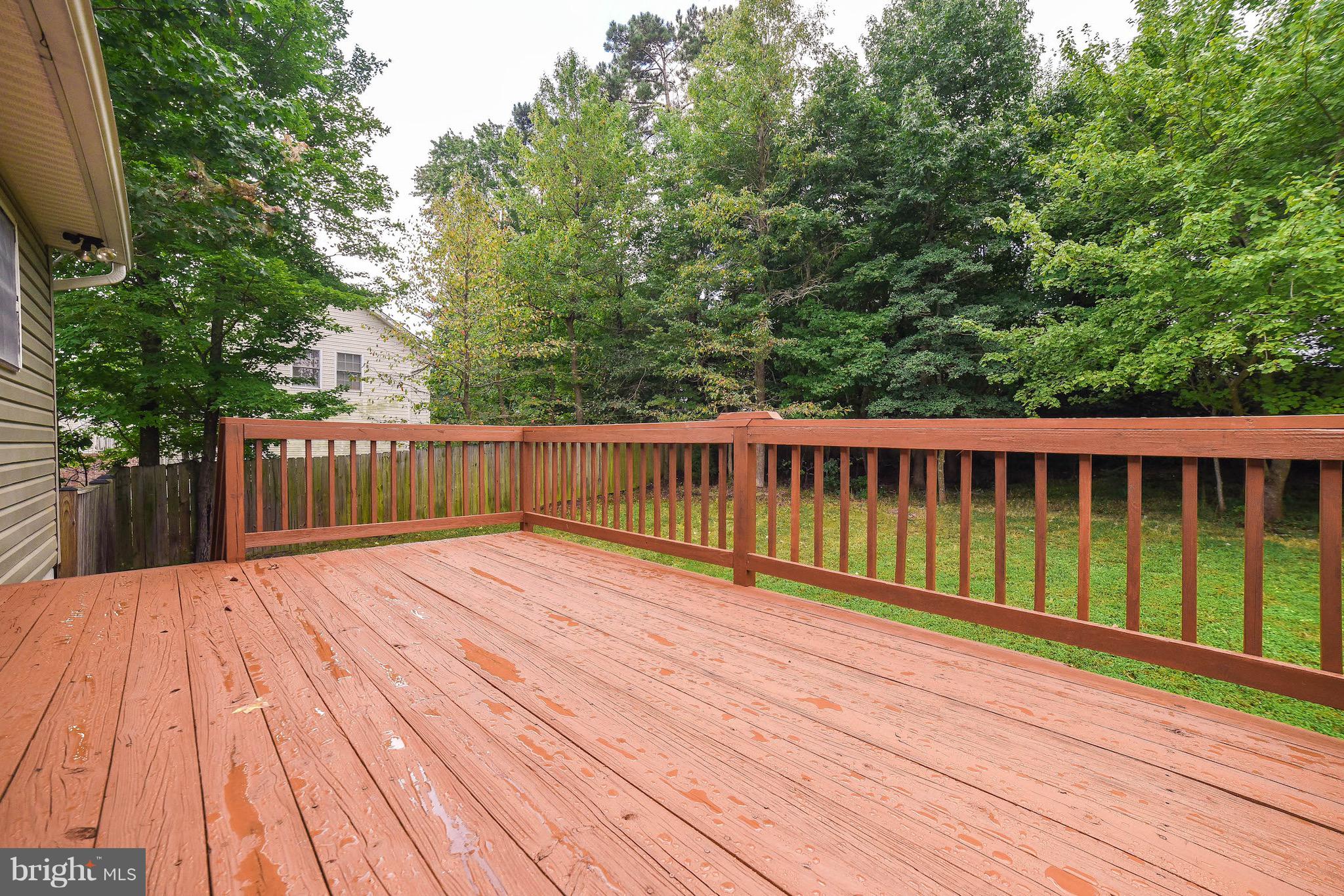 RUE WOODS SUBDIVISION - Residential Lease