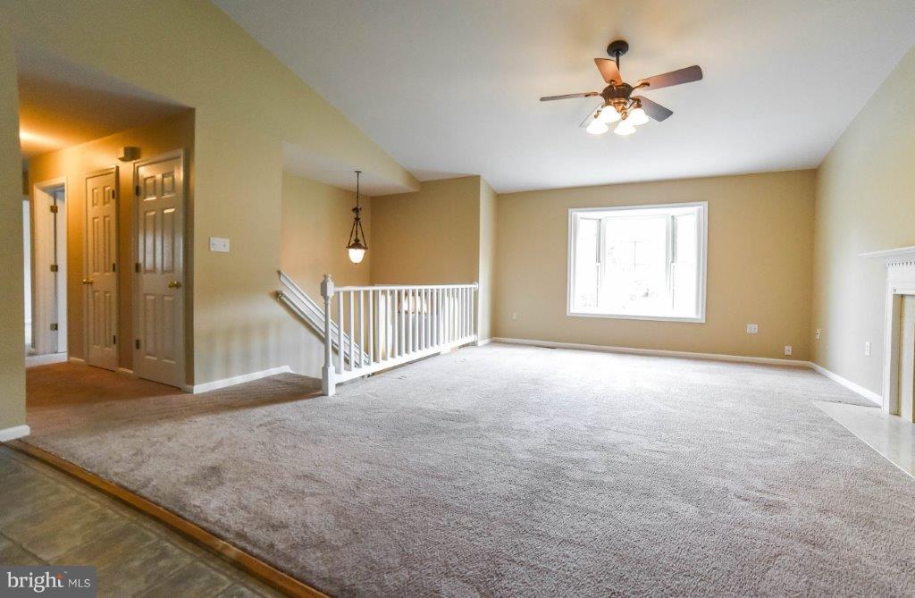 RUE WOODS SUBDIVISION - Residential Lease